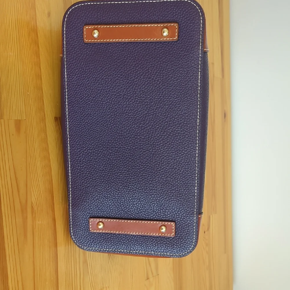 Dooney & Bourke pre owned